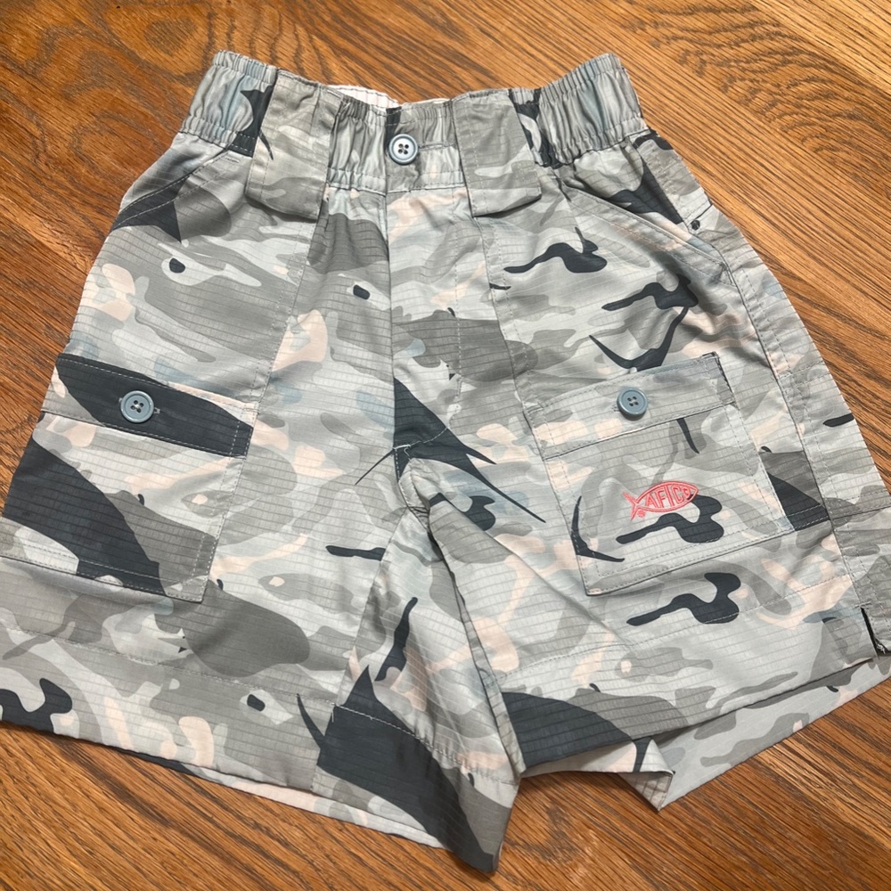 AFTCO Boys Shorts Size 22